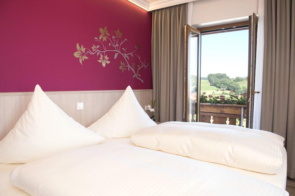 هوتل جاستهوف هوبر غرفة