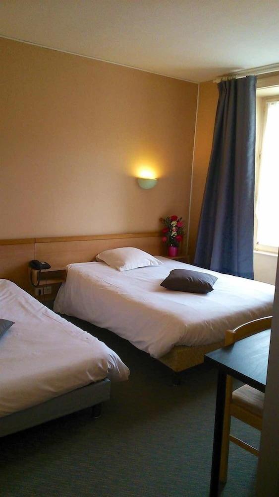 هوتل لو ريليه دو لا كان غرفة