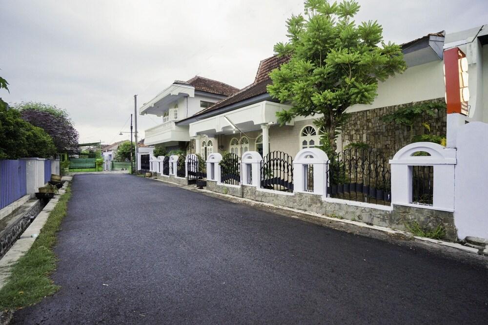 هوتل أو بينجينابان بيدارا سياريا المنطقة المحيطة بالمنشأة