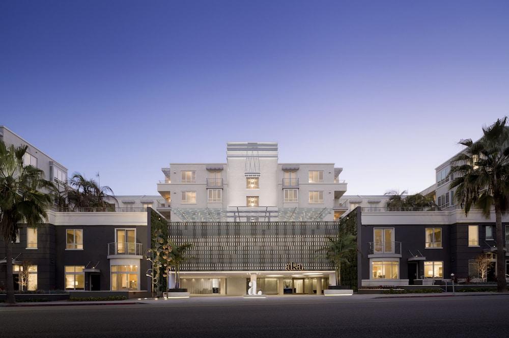 إيه كاي إيه بيفرلي هيلز المنطقة الخارجية