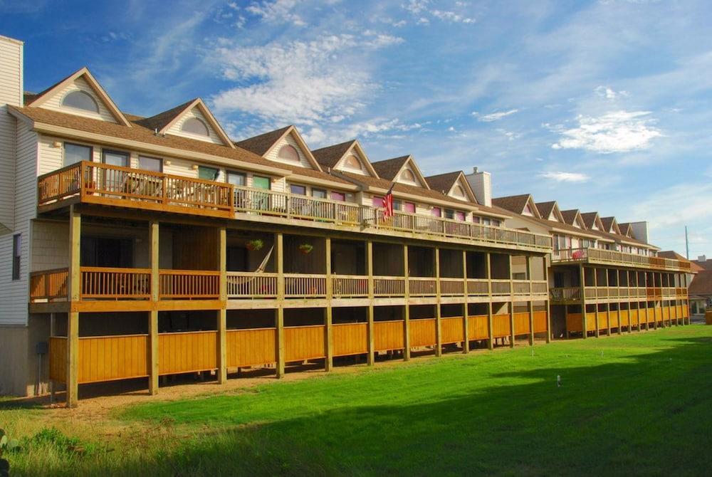 سي ديونز كيتي هاوك باي كيه إي إي إس فاكيشنز المنطقة المحيطة بالمنشأة