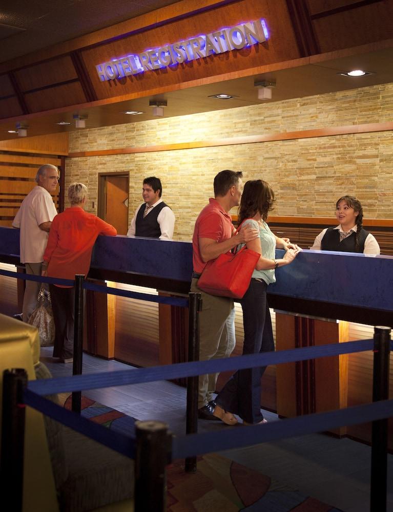 دون لافلينز ريفر سايد ريزورت هوتل آند كازينو منطقة الاستقبال