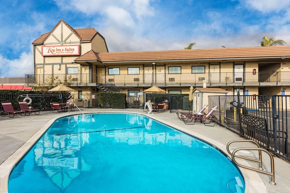 كي إن آند سويتس