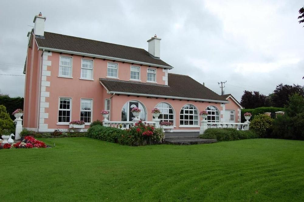 بالينجوان هاوس بي آند بي المنطقة الخارجية