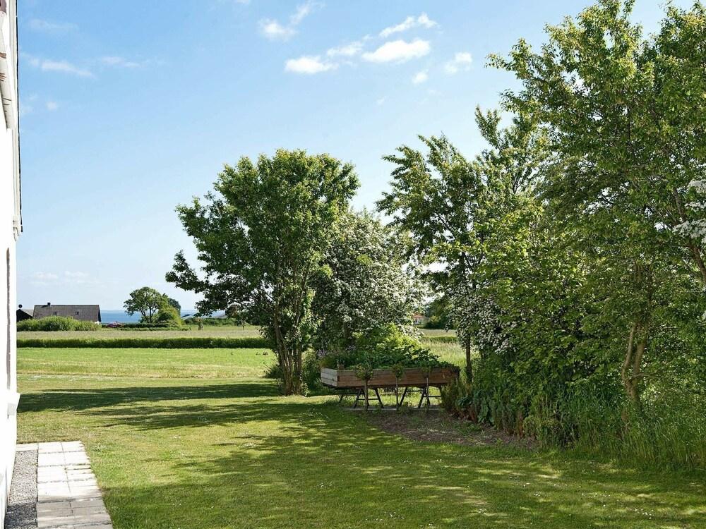 Spacious Apartment in Juelsminde With Lake Views Exterior