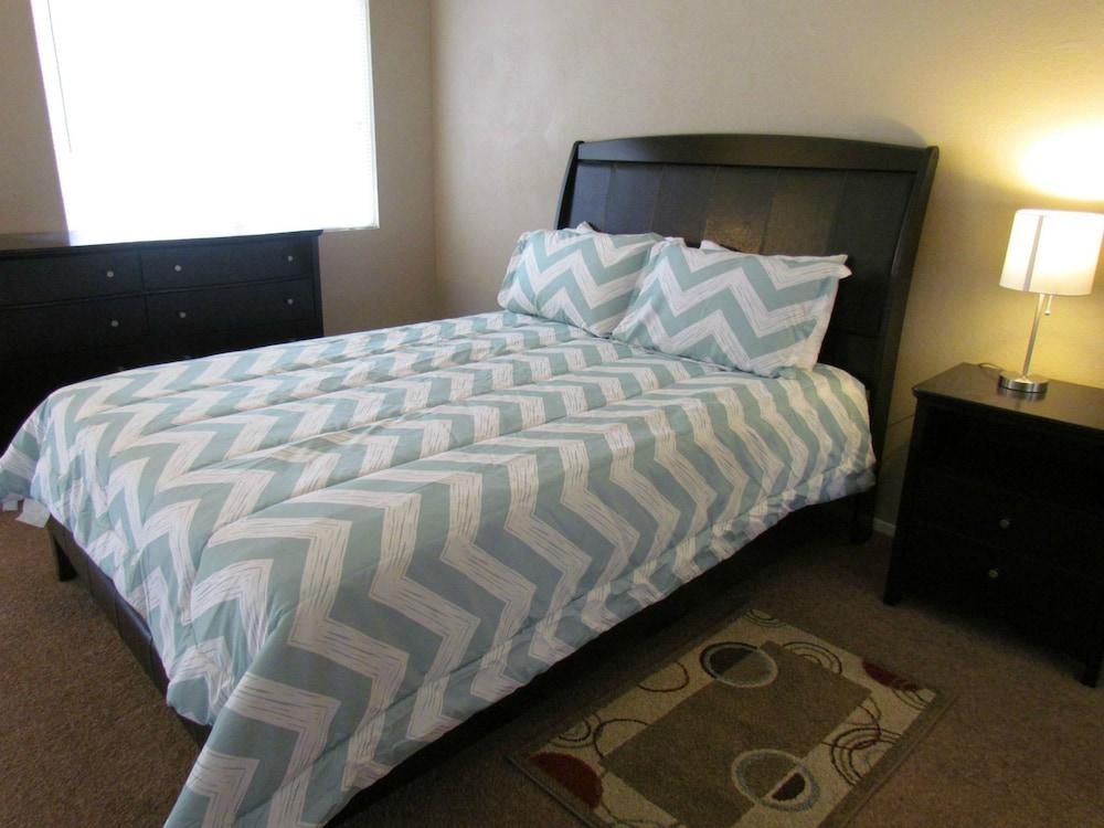 تاون هاوس إن لاس فيجاس نير ستريب غرفة