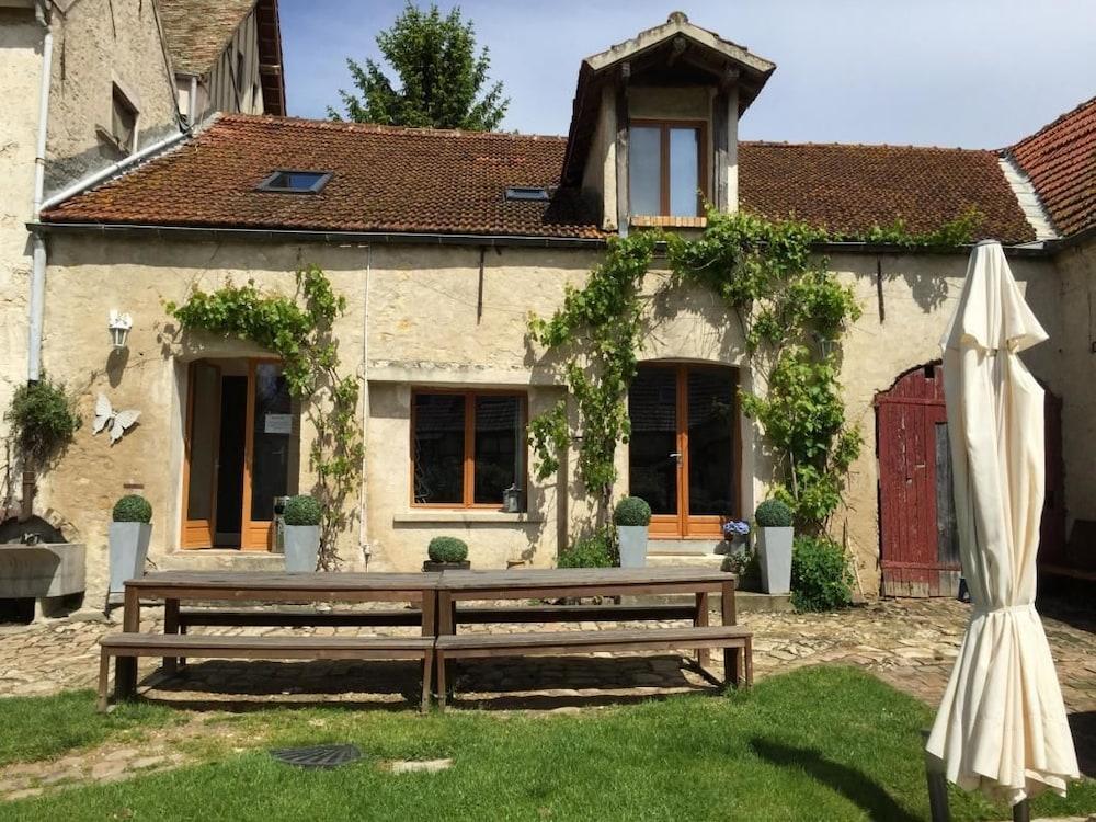 لا فيرمي ديه مولينو دو بايلي المنطقة الخارجية