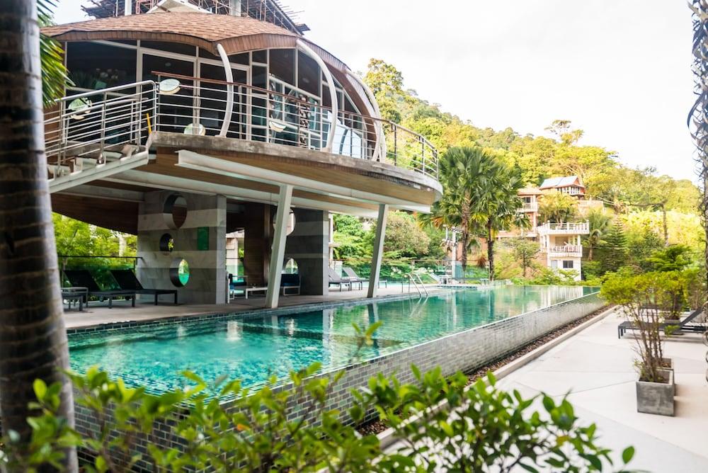 Emerald Terrace by Lofty Featured Image