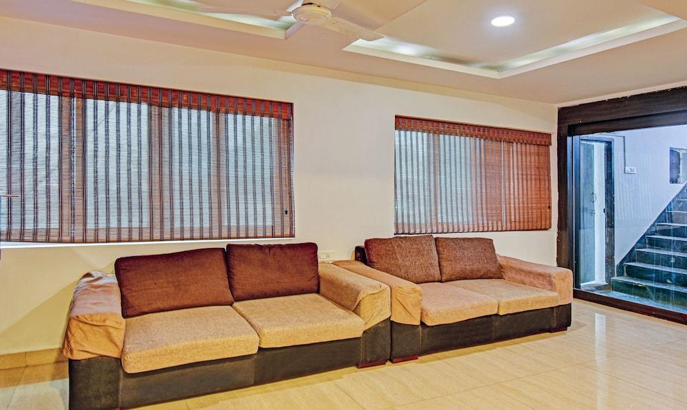 Treebo Innside Lobby