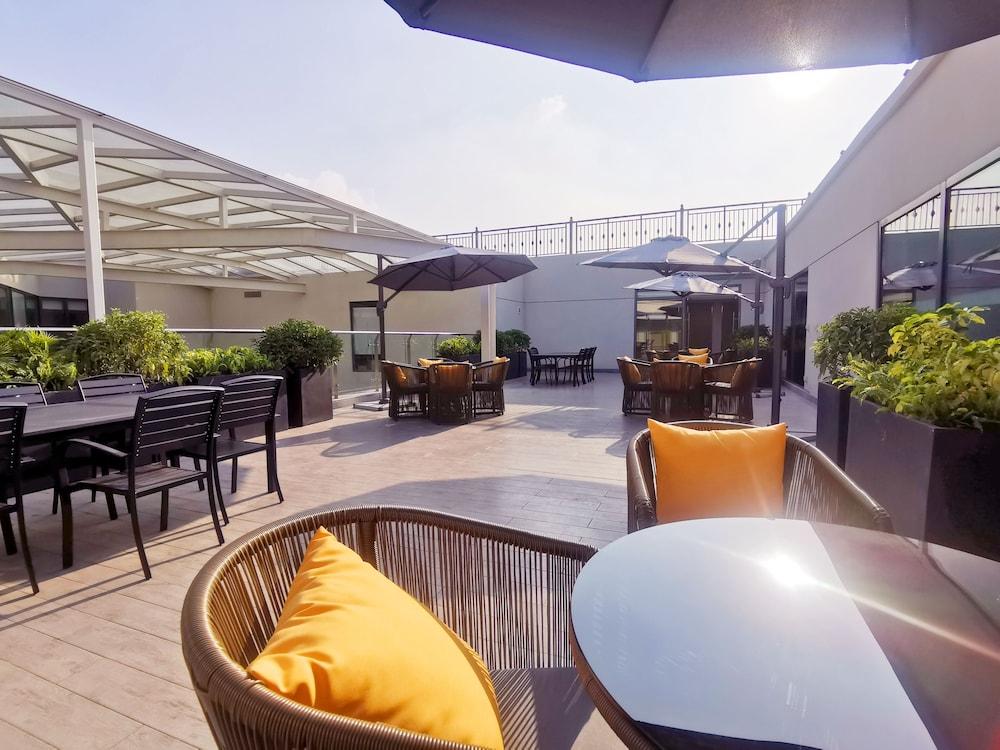 ذا موليان هوتل، ساينس سيتي، قوانغتشو المنطقة الخارجية