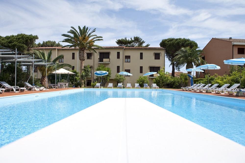 Hotel Marinella