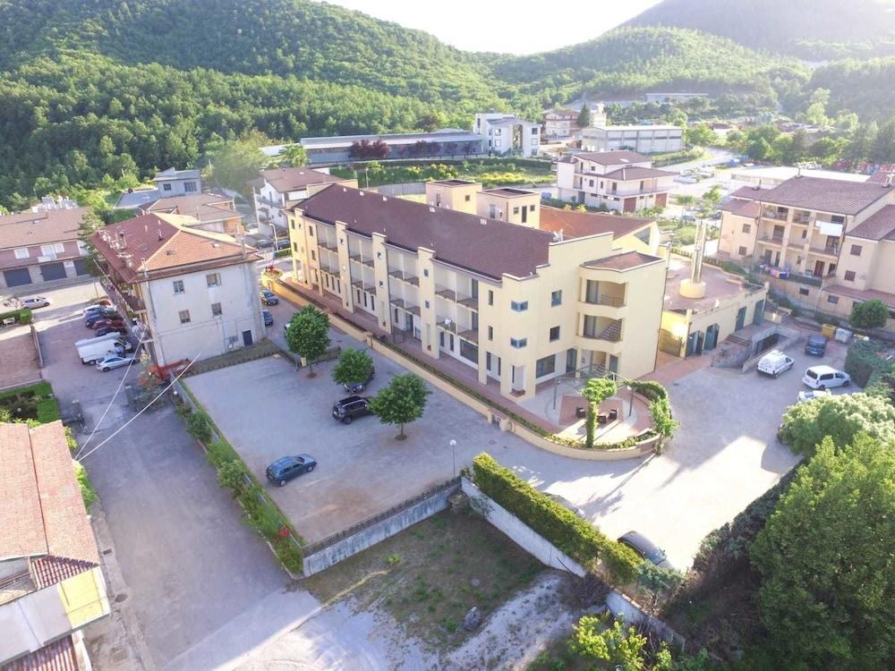 هوتل موليتيرنو