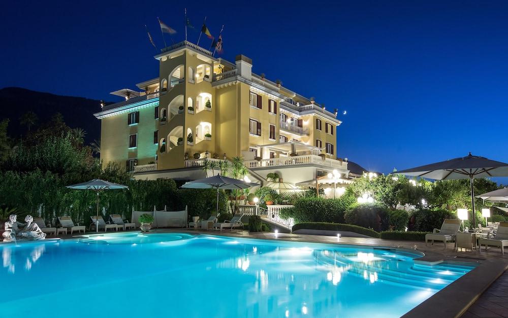 لا ميدوزا ديمورا دي شارم