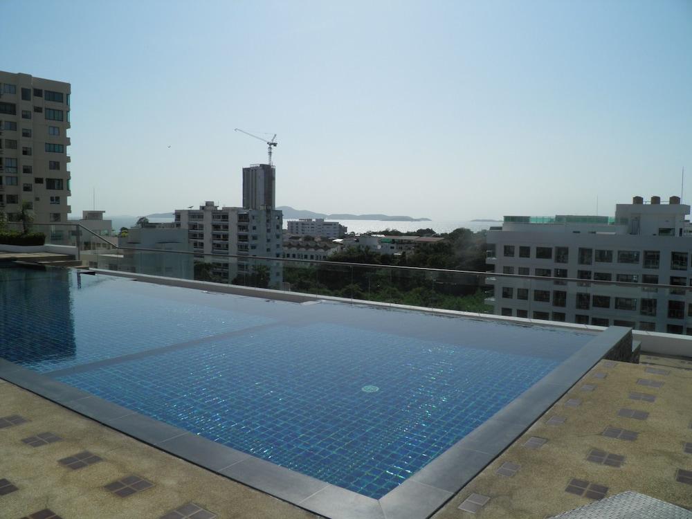 Nova Ocean View - 802 by Axiom Rooftop Pool