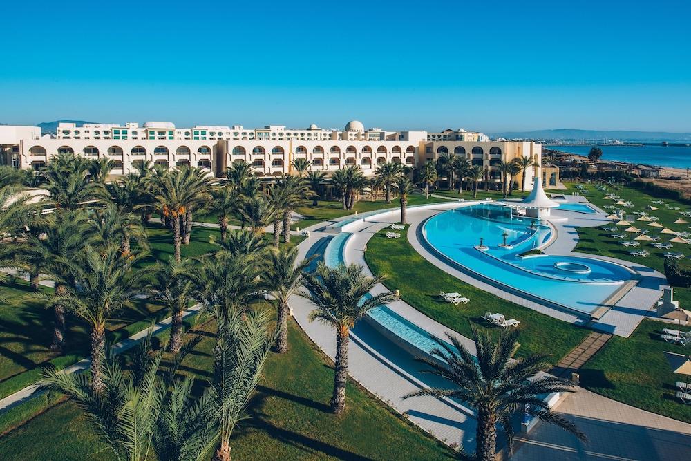إيبيروستار ويفز ابن رشد منظر من الجو