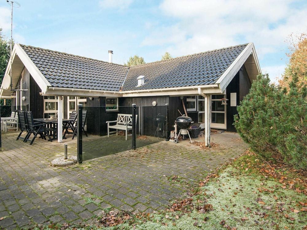 ديلاكس هوليداي هوم إن جوتلاند ويذ سونا المنطقة الخارجية