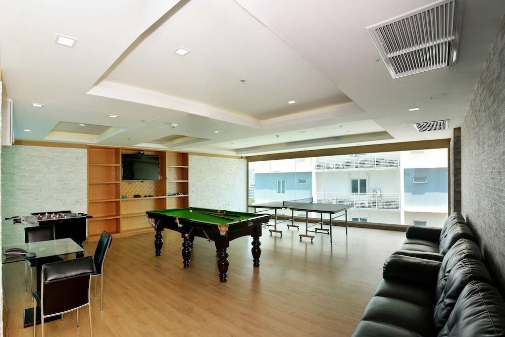 كوزي بيتش كوندومينيوم بلياردو