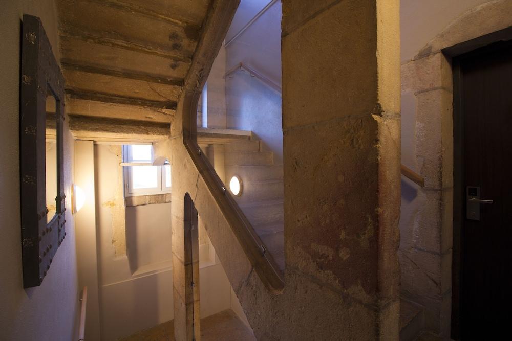 أوتل فيليب لو بون تفاصيل الفندق من الداخل