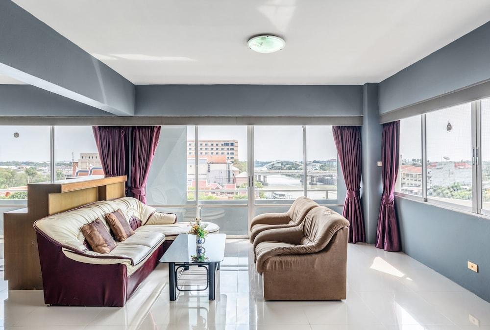 أيوثايا ريفرسايد هوتل أيوتثايا غرفة