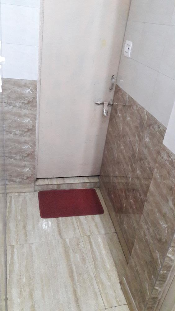 ساي كريبا جيست هاوس الفندق من الداخل