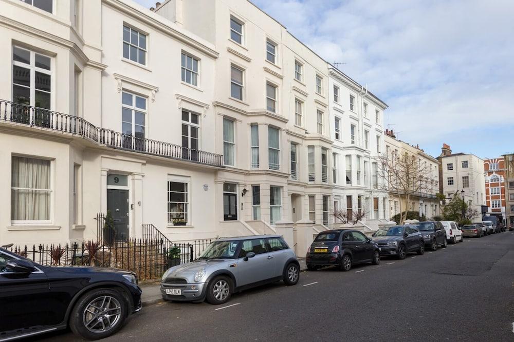 1 Bedroom Apartment in Notting Hill Accommodates 2 Exterior