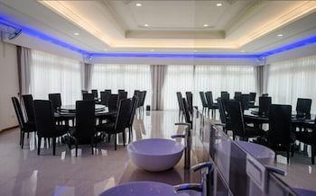 كوان بين فيلا - بريزيدينت كورتيارد أخرى