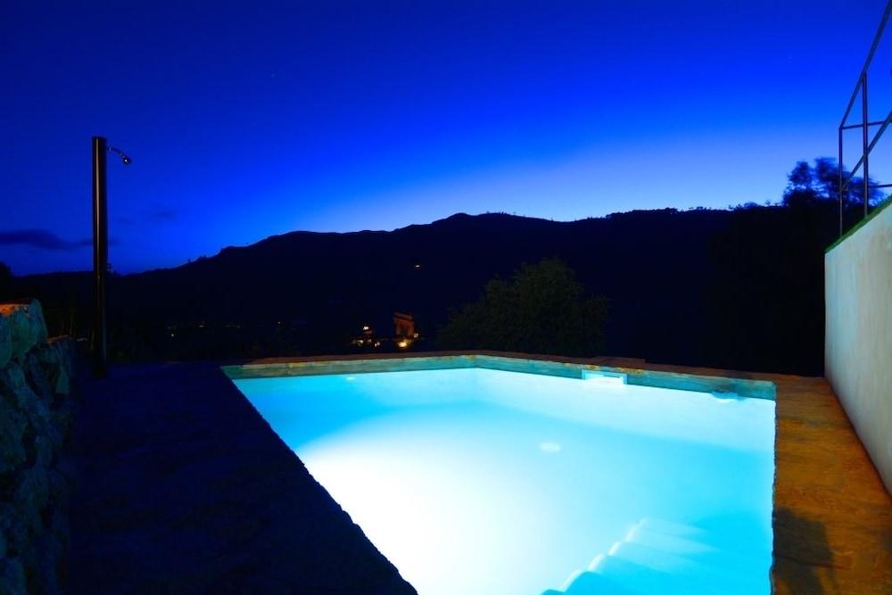 كانتري كوزي هاوس ويذ بول مالوركا حمام سباحة مكشوف