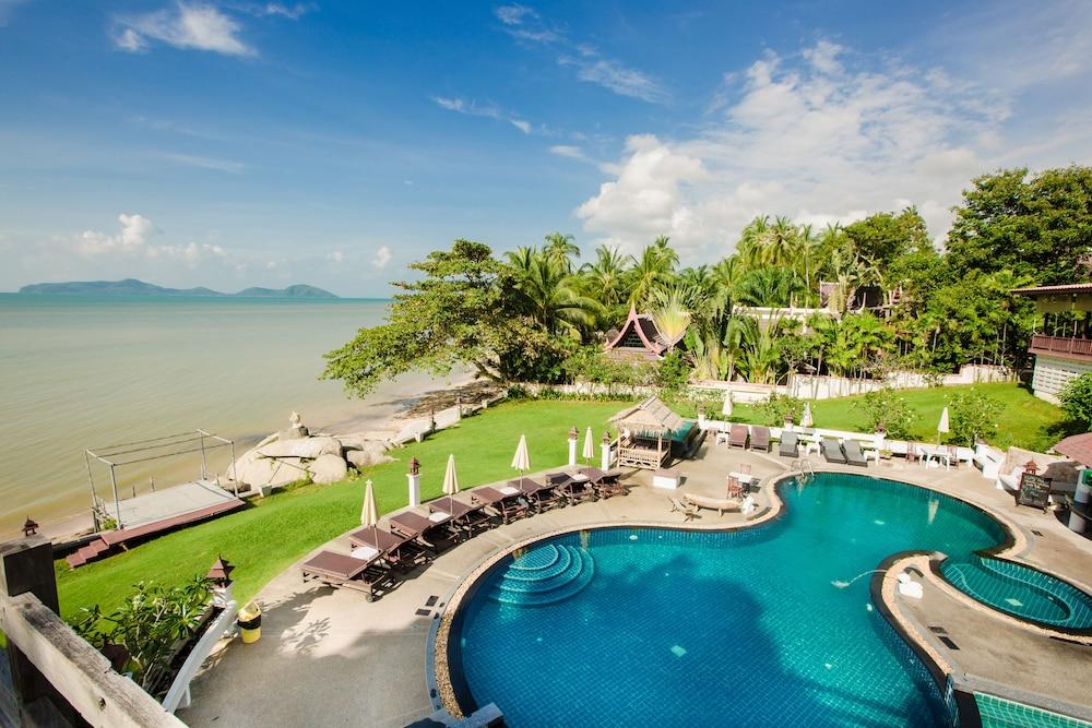 بانبوري ريزورت آند سبا الشاطئ