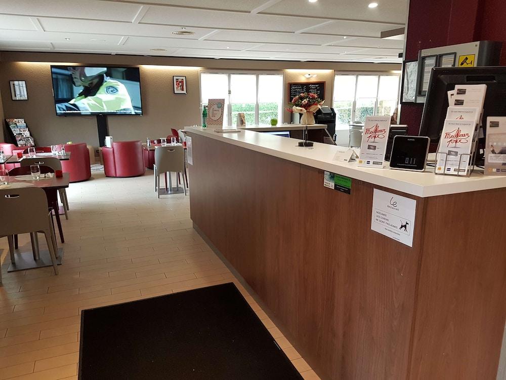 هوتل كامبانيلي أوريلاك