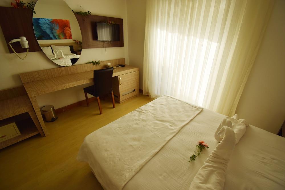 Adrasan Beltom Beach Hotel Room