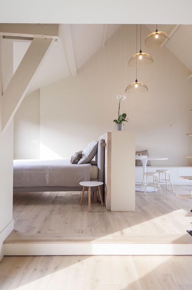 لو باف دو لا كروا بلونش غرفة