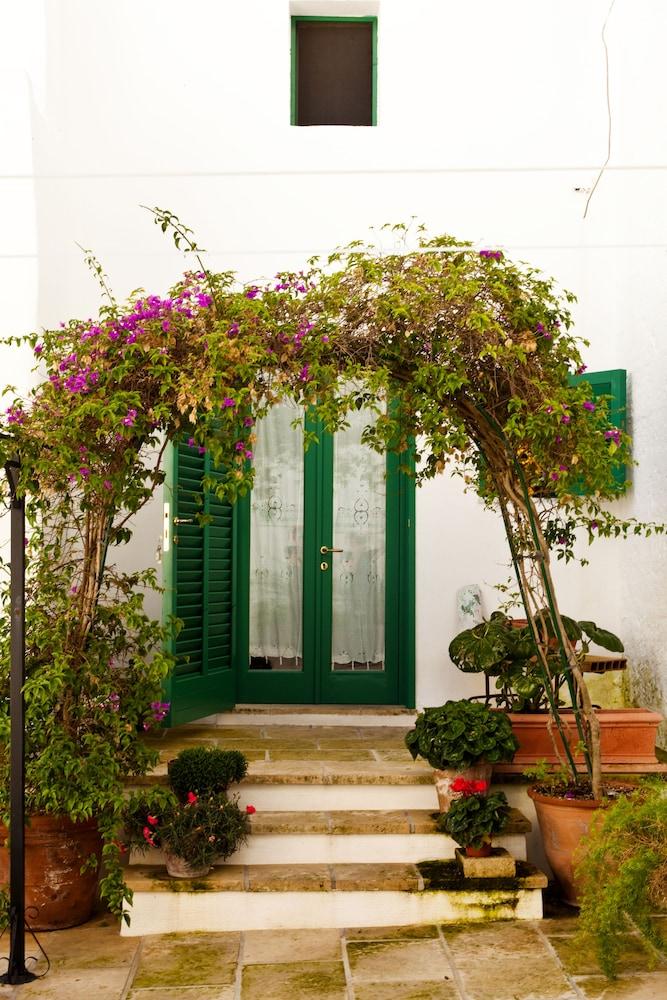 B&B Corte Fidele Exterior detail