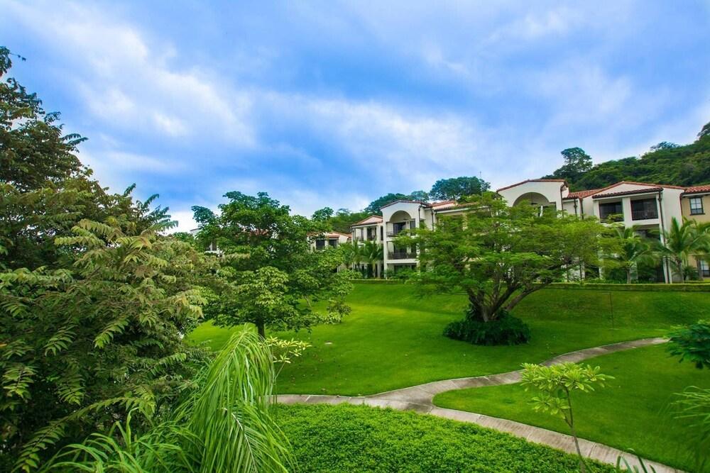 Nicely decorated 3rd-floor beauty with pool-view balcony in Coco Property Grounds