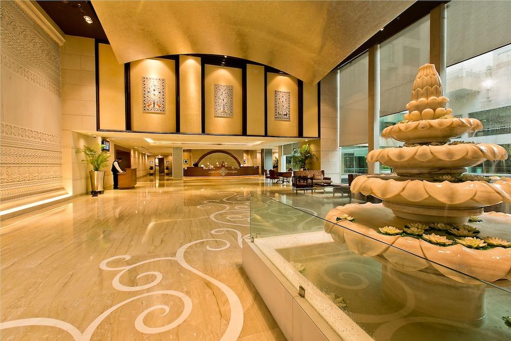 The LaLiT Jaipur Interior Entrance
