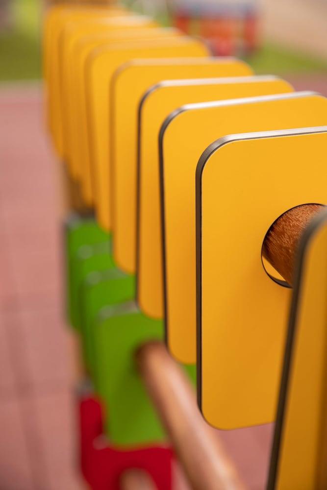 كوراليجو سيرفينج كلرز هوتل آند أبارتمنتس تفاصيل الفندق من الخارج