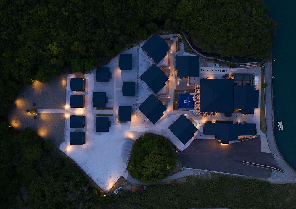 Soar Resort Exterior