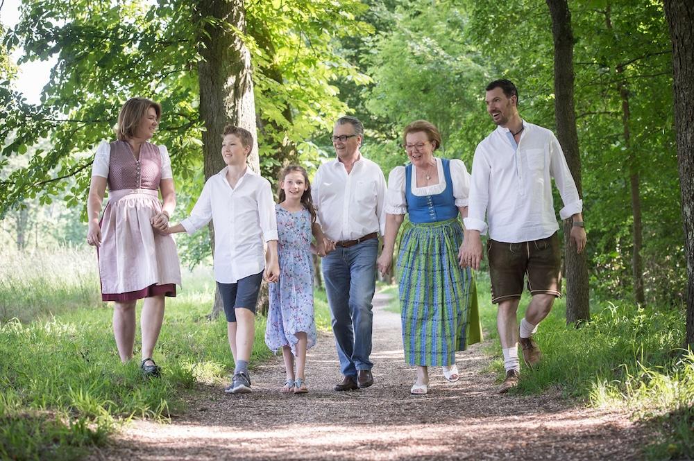 فاميلي هوبفيلد - هوتل درايكونيسهوف المنطقة الخارجية