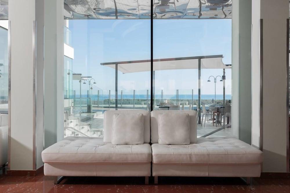 هوتل بلفيدير، توري ديلورسو الردهة