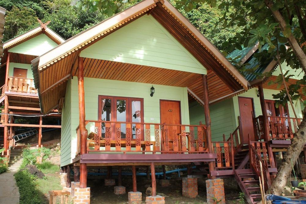 Phi Phi Power Beach Resort Exterior