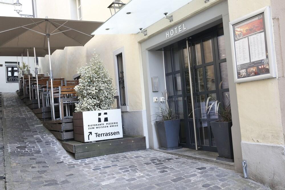 بوتيك هوتل ويسيز كريوز - أدالت أونلي هوتل المنطقة الخارجية