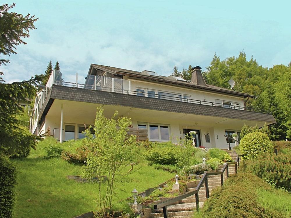 سينيك هوليداي هوم إن ويلينجن ويذ بالكوني الصورة الأساسية