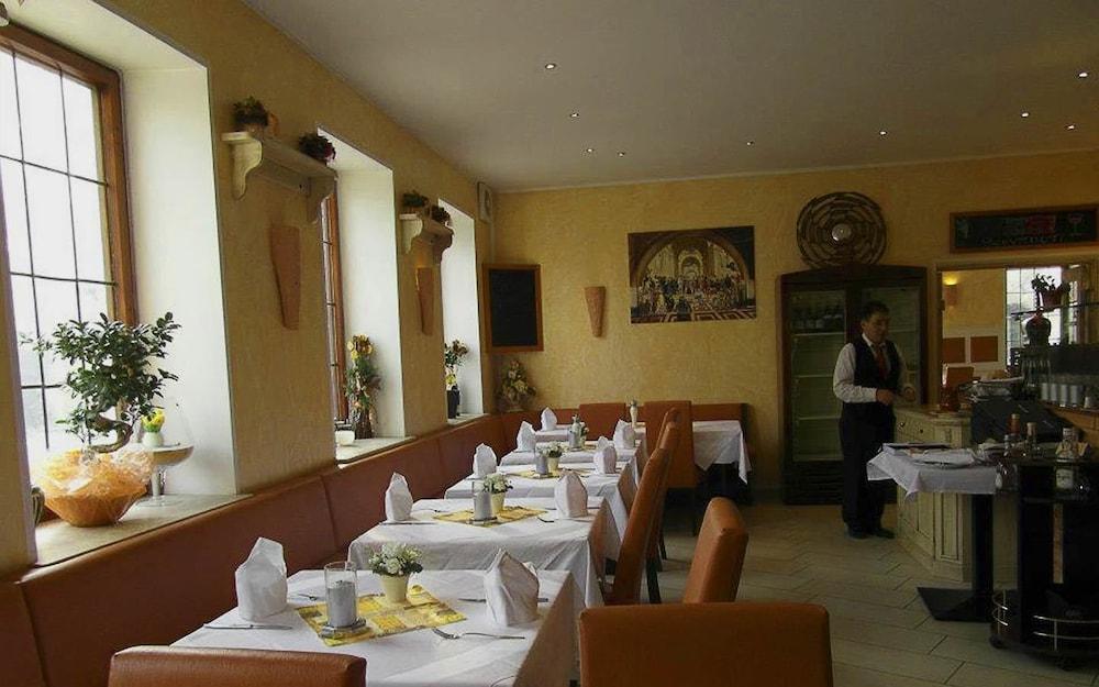 Mantra Gästehaus Dining
