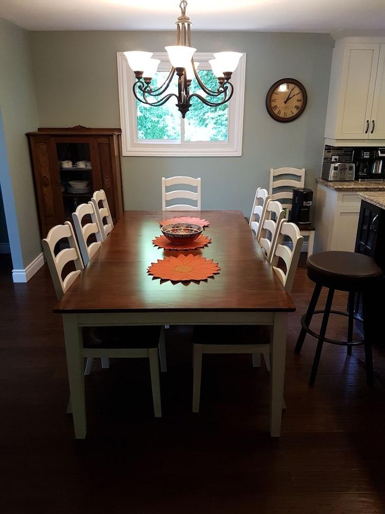 كريستينز بد آند بريكفاست  باي إليفيت رومز تفاصيل الفندق من الداخل