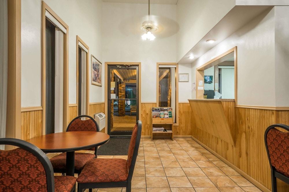 سوبر 8 باي ويندام فيرغوس فولز الردهة