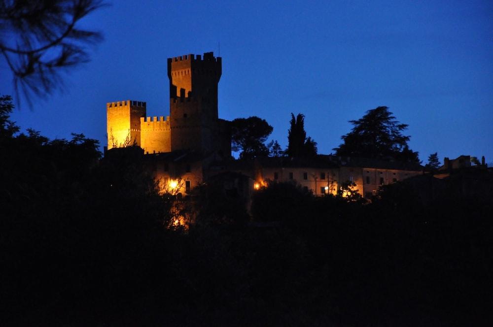 Castello Di Proceno Albergo Diffuso