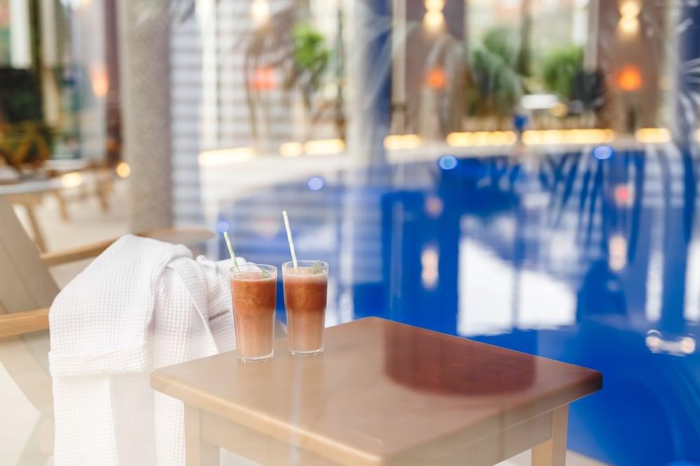 ويند روز هوتل آند سبا زحليقة مائية