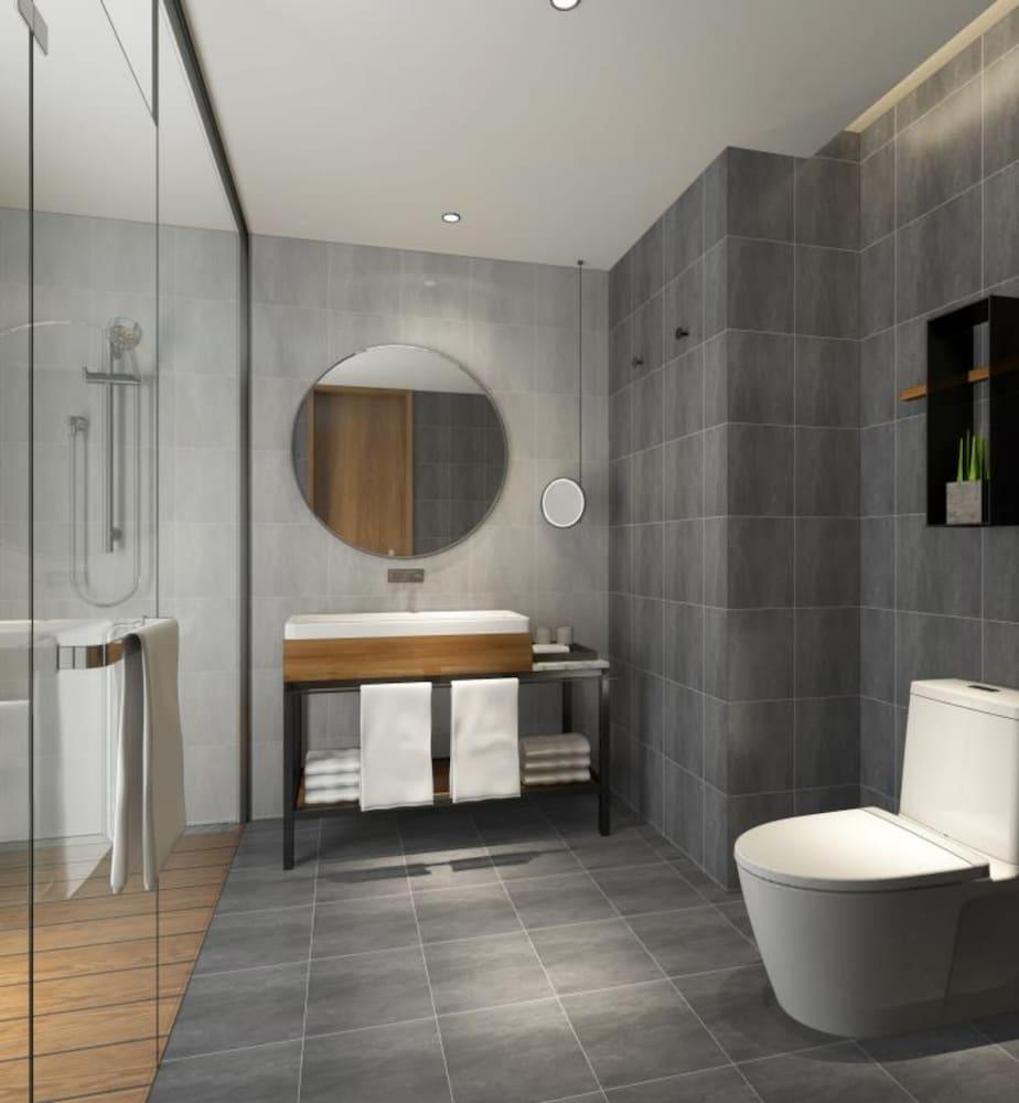 Q-Box Hotel Shanghai Nanqiao Bathroom