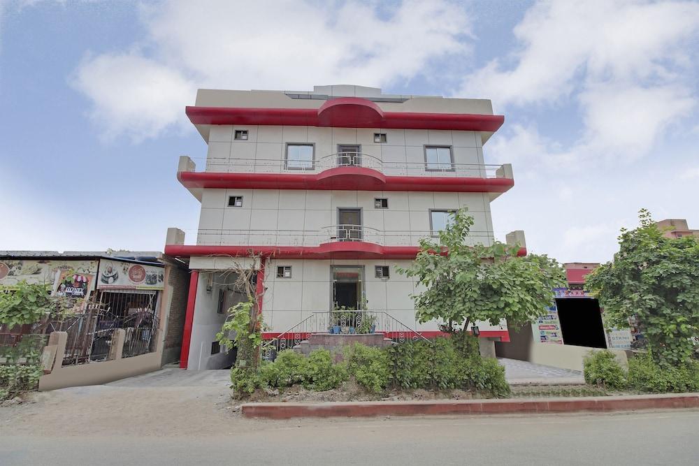 OYO 47625 Shri Krishna Dham