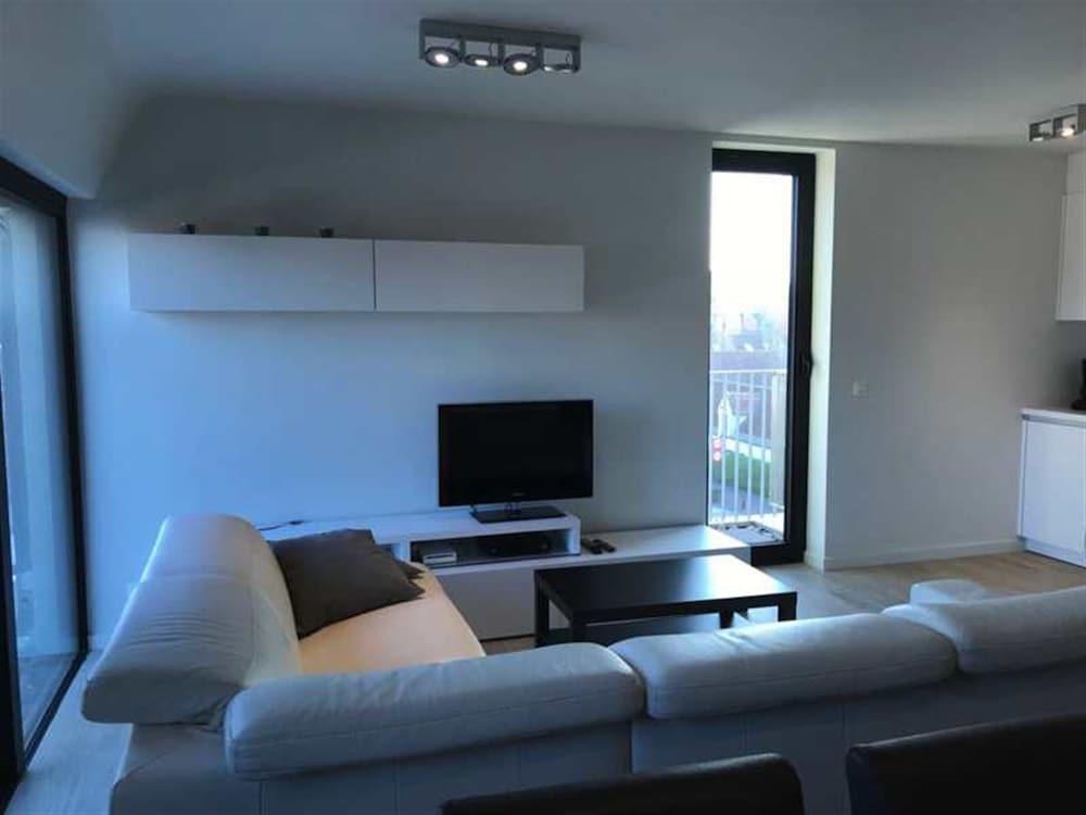 Seabreeze 303 Living Area