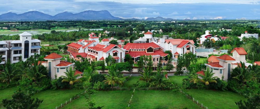 كلاركس إكسوتيكا كونفينشن، ريزورت آند سبا منظر من الجو